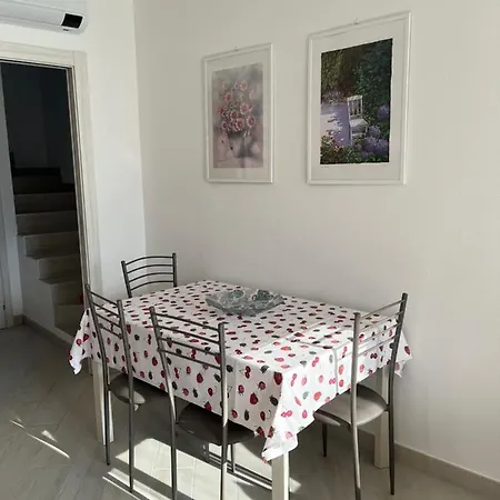 Vakantiehuis La Punta Di Varenna